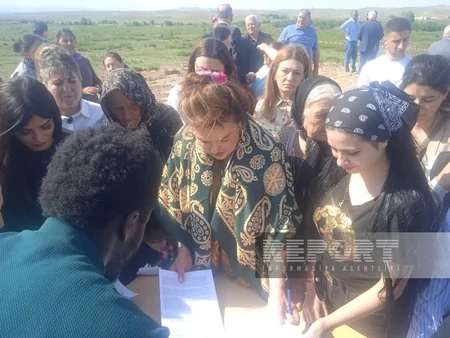 Azərbaycan qadınları dünya analarına müraciət edib