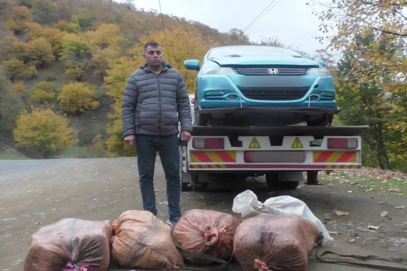Narkotiklə dolu avtomobili evakuatorun üzərində Bakıya gətirmək istəyən dəstə üzvləri saxlanılıblar