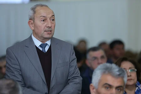 Deputatlığa namizəd Rauf Nağıyev seçicilərlə görüşüb