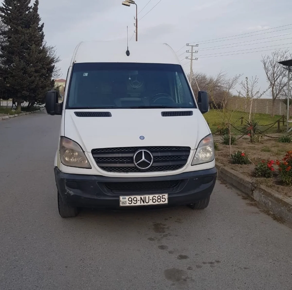 Xüsusi karantin qaydalarını pozan sürücü həbs edildi