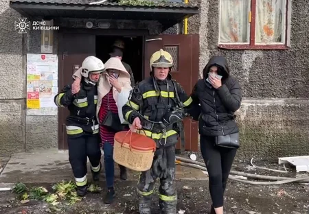В Киевской области произошел взрыв в пятиэтажке, есть погибшие 