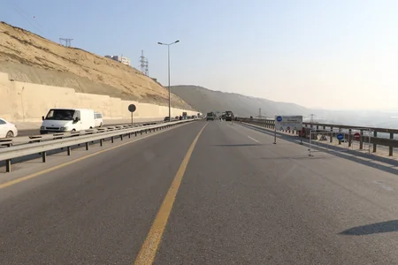 Bakı Dairəvi-1 avtomobil yolunda təmir-bərpa işləri aparılır