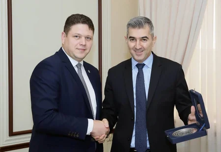 Ukrayna Dövlət Miqrasiya Xidmətinin sədri Azərbaycanda rəsmi səfərdədir