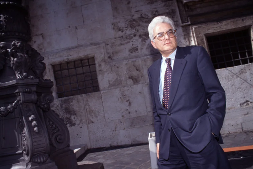 İtaliya prezidenti baş nazirdən vəzifəsini icra etməsini xahiş edib