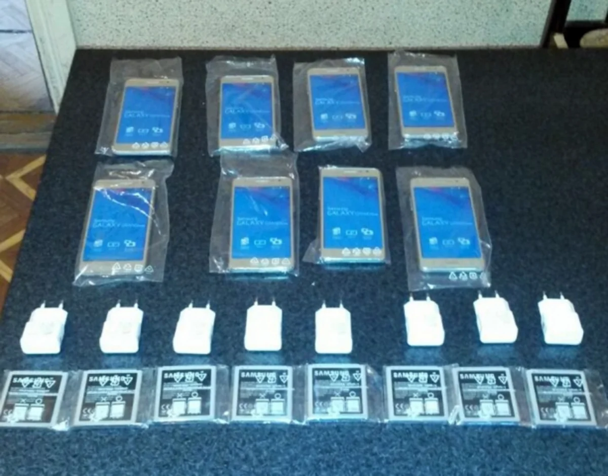 Azərbaycan sərhədində mobil telefon qaçaqmalçısı saxlanılıb