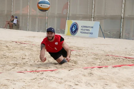 Çimərlik voleybolu üzrə Azərbaycan çempionatında yarımfinalçılar bəlli olub