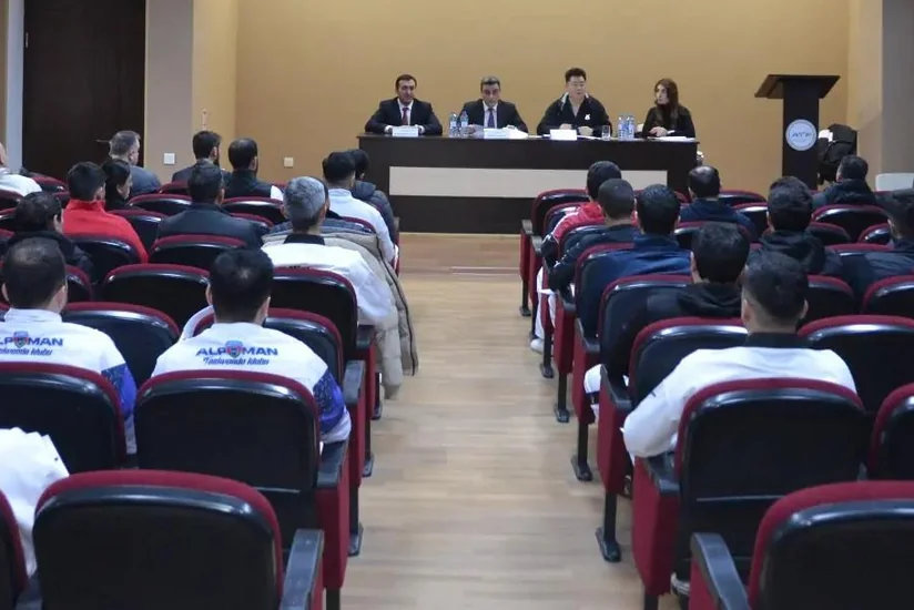 Taekvondo üzrə məşqçi-müəllimlərin seminarı başlayıb