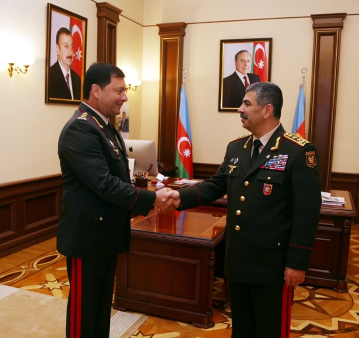 Zakir Həsənov Nəcməddin Sadıkovu yubileyi münasibətilə təbrik edib - FOTO