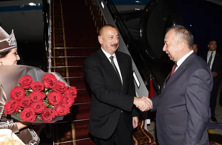 Prezident İlham Əliyev Qırğız Respublikasına səfərə gəlib