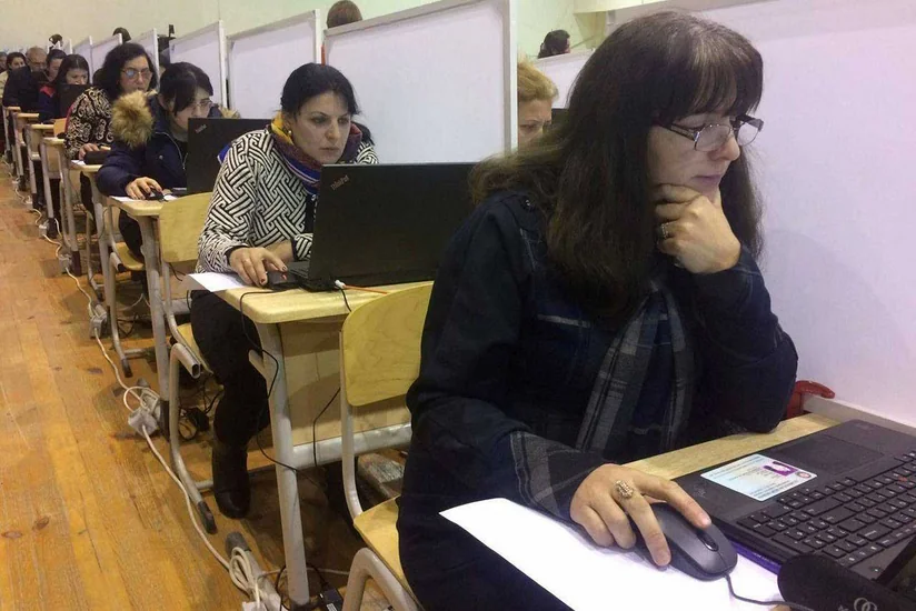 Kürdəmirdə diaqnostik qiymətləndirmədə iştirak edən müəllim bütün sualları cavablandırıb