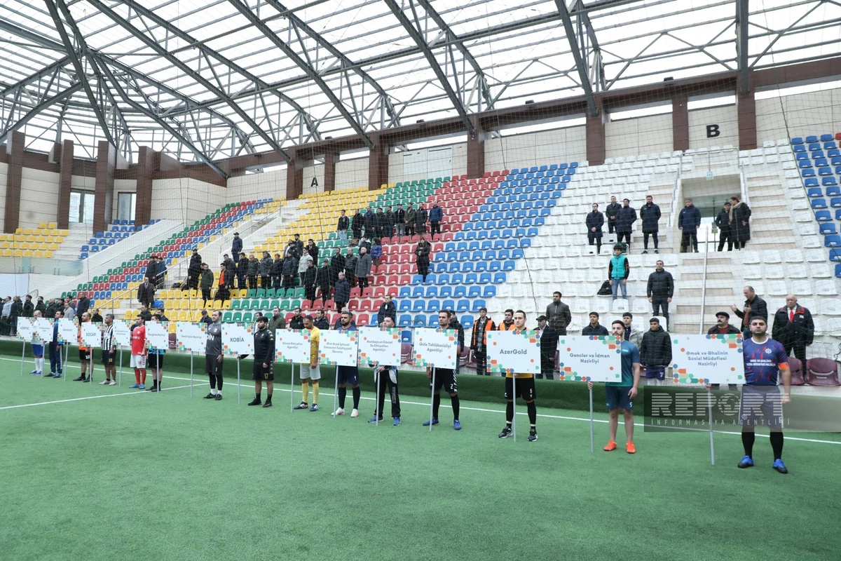 Heydər Əliyevin xatirəsinə həsr olunmuş minifutbol turnirinin açılış mərasimi keçirilib