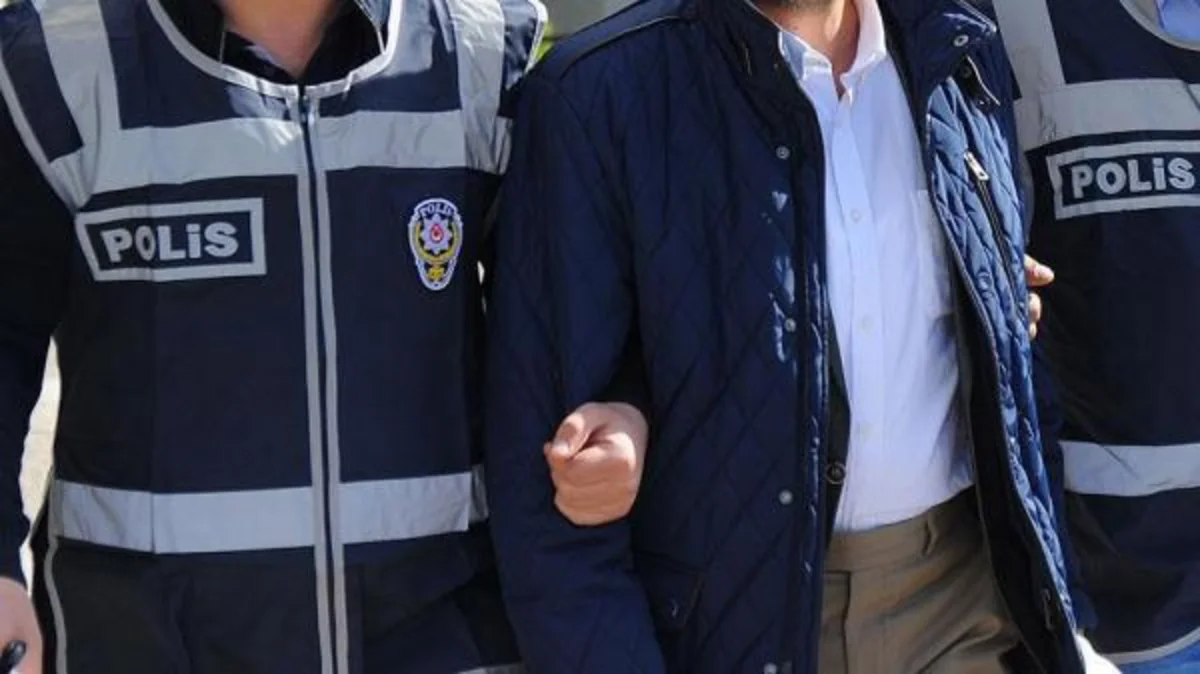 Türkiyədə 70 polisin həbs edilməsi ilə bağlı əməliyyat başlayıb