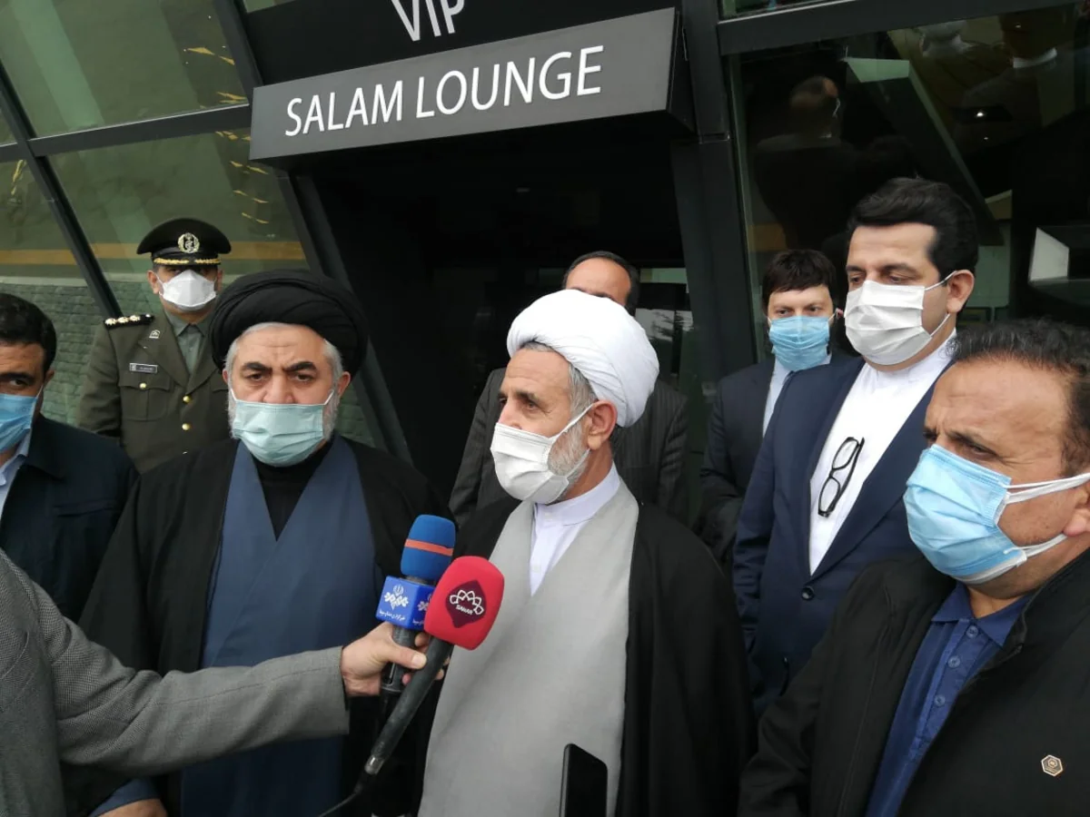 Iranian parliamentary delegation arrives in Azerbaijan