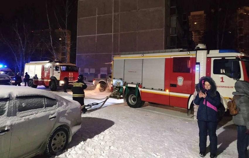Rusiyada yaşayış binasında güclü yanğın olub, ölənlər və xəsarət alanlar var