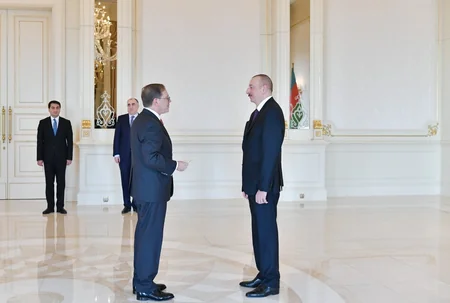 President Ilham Aliyev receives credentials of incoming U.S. ambassador