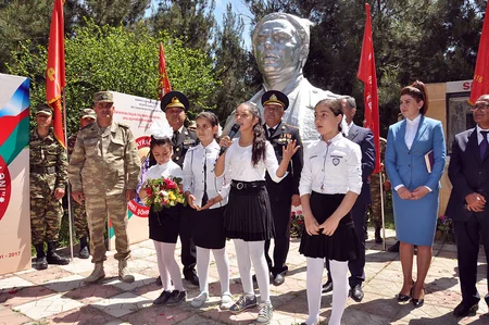 Beyləqanda faşizm üzərində qələbənin 72-ci ildönümü ilə əlaqədar hərbi şöhrət bayramı keçirilib