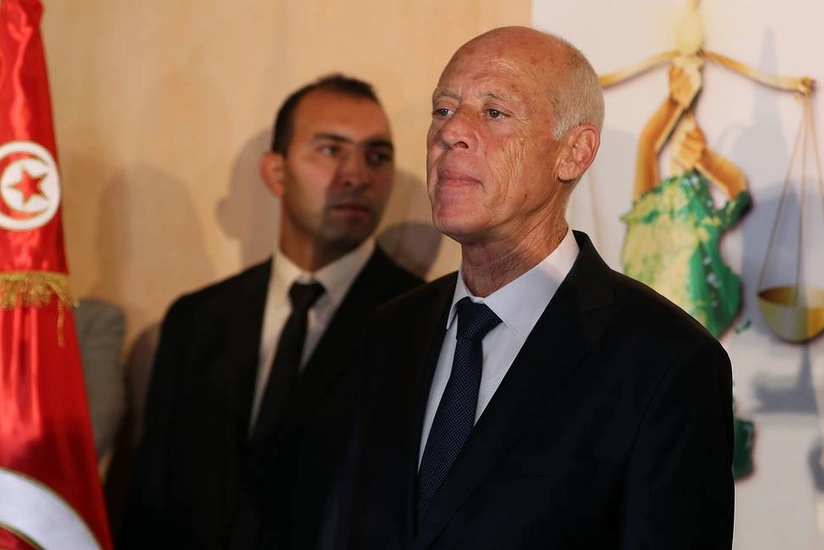 Tunis prezidenti baş naziri işdən çıxarıb parlamenti buraxdı