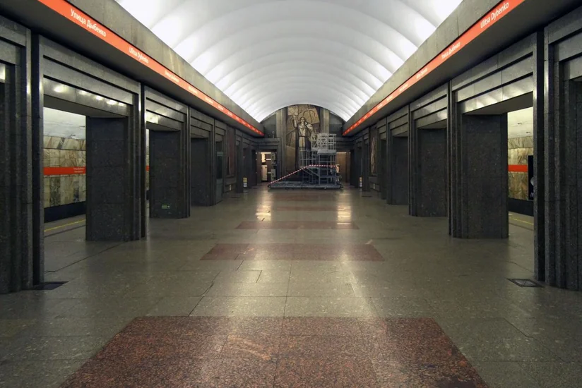 В метро Санкт-Петербурга закрыта еще одна станция