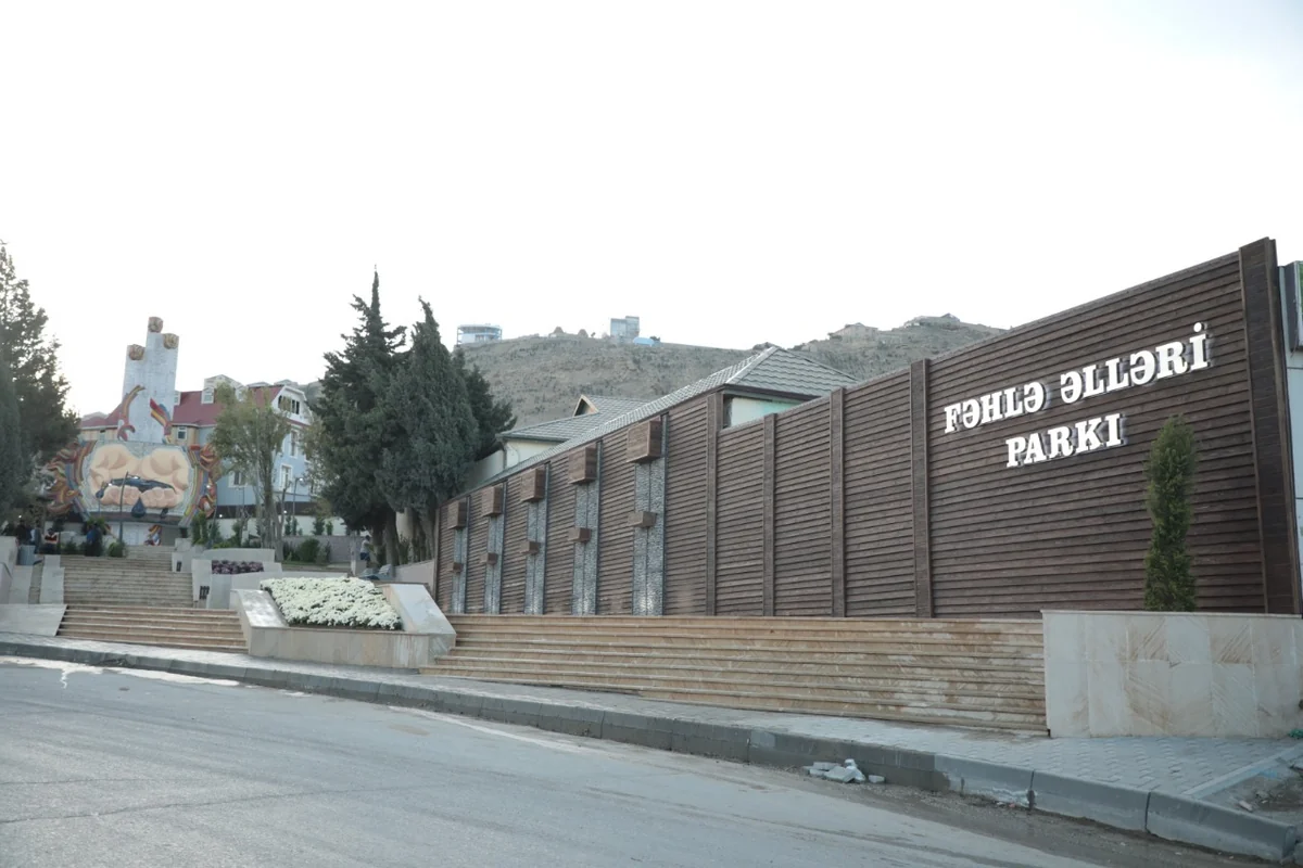 Bakıdakı Fəhlə əlləri parkı təmir olunub