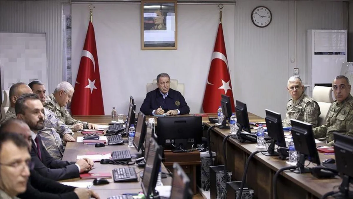Türkiyənin müdafiə naziri: “İdlibdə 76 suriyalı hərbçi zərərsizləşdirilib”
