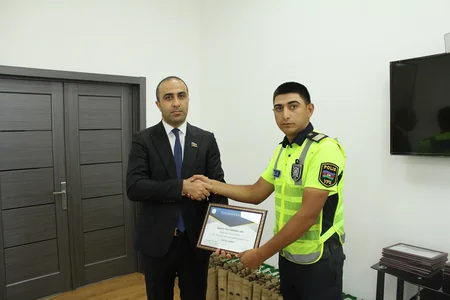 Narkoman sürücülərə qarşı mübarizədə fərqlənən yol polislərinə mükafat verilib