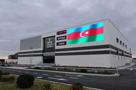 Prezident İlham Əliyev Xəzər rayonunda bir neçə yarımstansiyanın açılışında iştirak edib