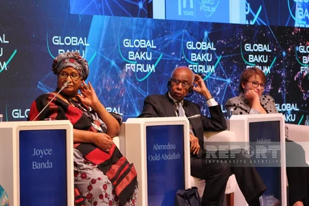 Bakı Forumu: “Afrikanın geostrateji əhəmiyyəti: Perspektivlər və çağırışlar” mövzusunda panel iclası keçirilib