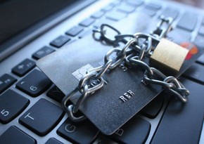 За минувшие сутки с банковских карт граждан похищено около 10 тыс. манатов