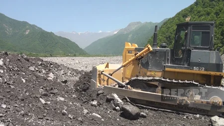Oğuzda selə qarşı qabaqlayıcı tədbirlərə başlanılıb, çaylarda məcratənzimləmə işləri görülür