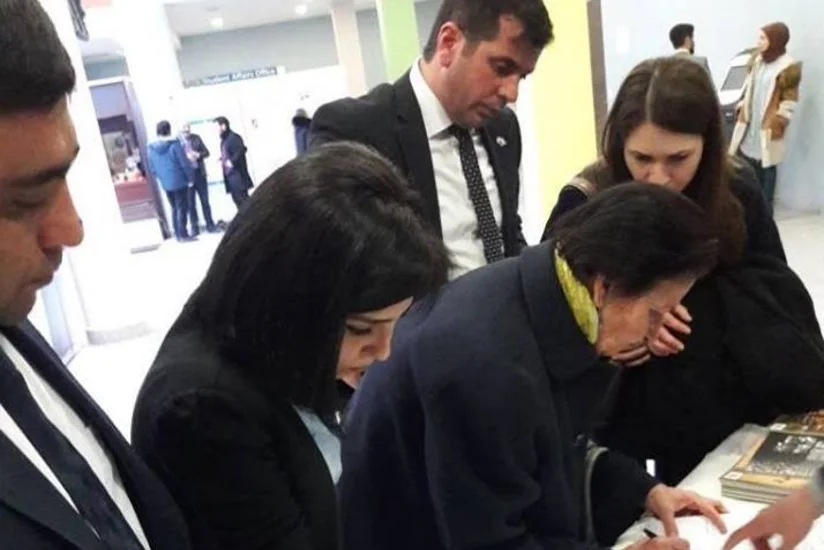 Xocalı və Srebrenitsa soyqırımında hər iki valideynini itirən gənclər dünya ictimaiyyətinə müraciət ediblər