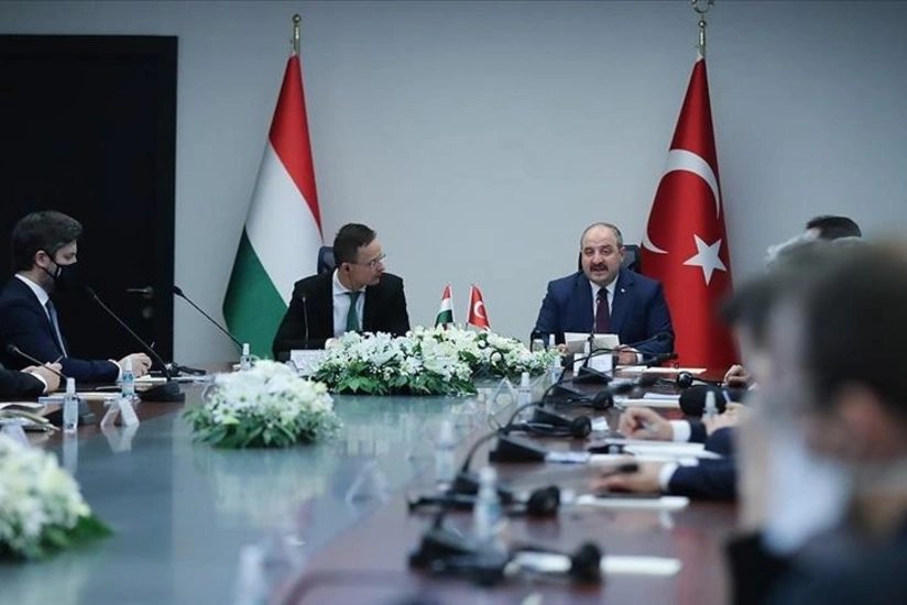 Hungarian FM: Europe’s security depends on Turkey
