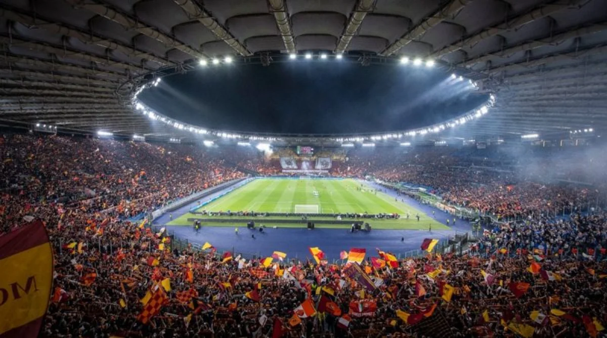 Avropa Liqası matçından əvvəl azarkeşlər bıçaqlanıb