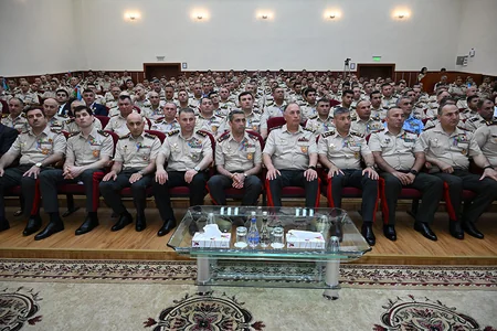 Təlim və Tədris Mərkəzində Silahlı Qüvvələr Günü münasibətilə təntənəli mərasim keçirilib