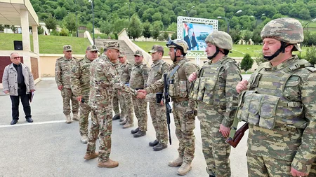 Azərbaycan MN: Hərbi vəzifəlilərin təlim toplanışı davam edir
