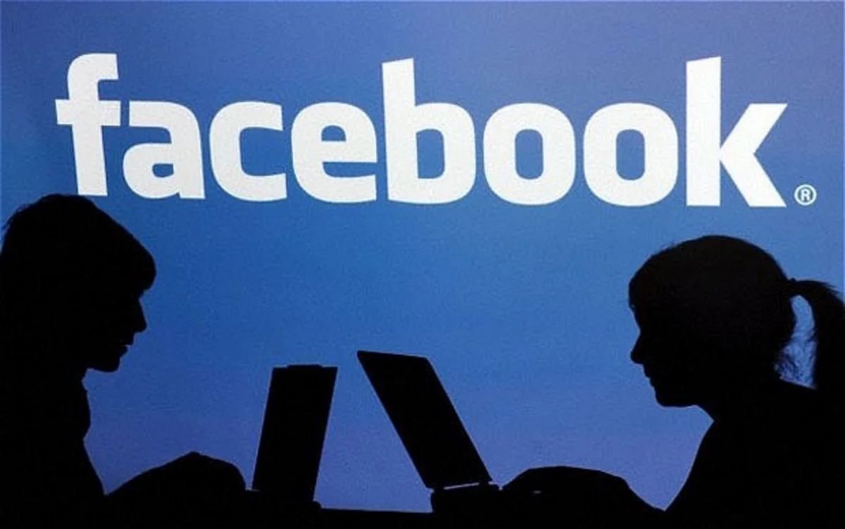 ​Facebook тестирует позволяющую телефонные звонки систему Phone