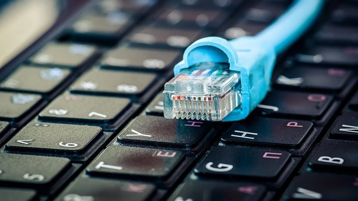 “E&Y”: Azərbaycanda internet xidməti bir qədər də ucuzlaşacaq