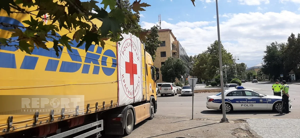 Rusiyanın Qarabağdakı erməniəsillilərə göndərdiyi yardım maşını hələ də Bərdədə gözləyir