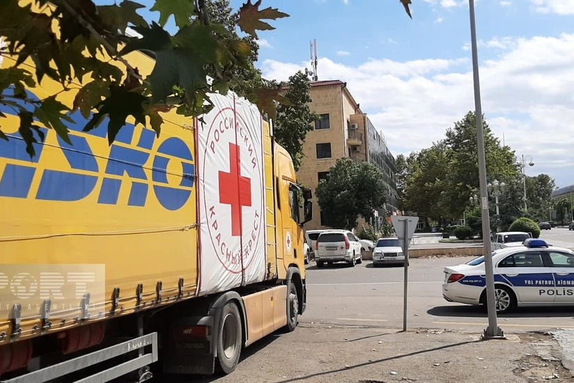 Rusiyanın Qarabağdakı erməniəsillilərə göndərdiyi yardım maşını hələ də Bərdədə gözləyir