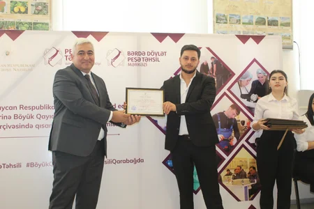 Bərdədə keçmiş məcburi köçkünlərə peşə hazırlığı üzrə sertifikatlar təqdim edilib