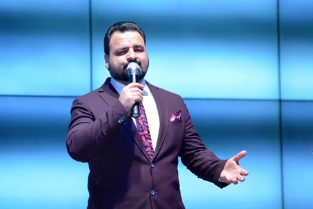 Şəmkirdə Maqnus Karlsenə daha bir mükafat verilib