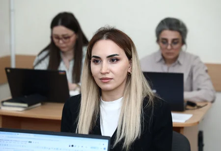 Bakıda bağçalara müdir vəzifəsinə işə qəbulun müsahibə mərhələsi keçirilib