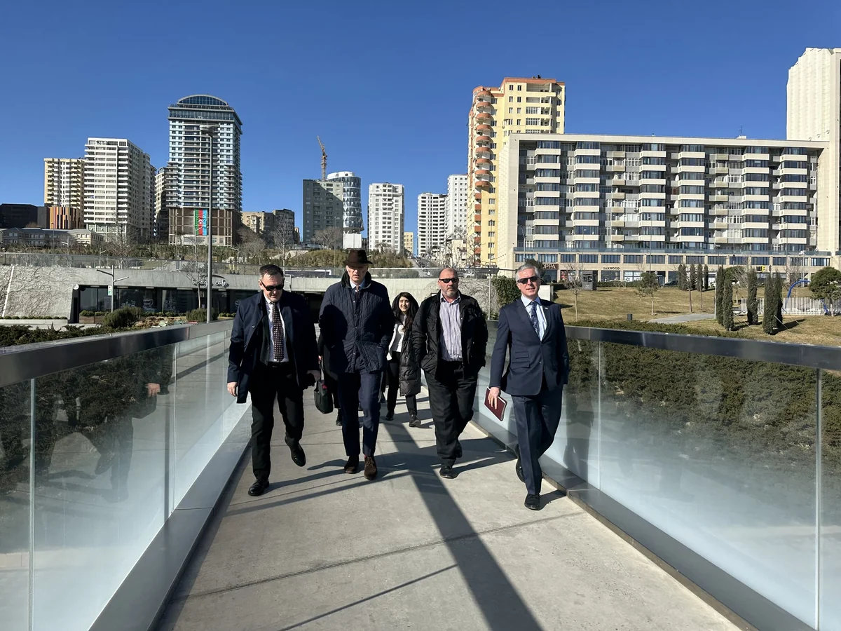 UK minister meets with demining experts in Azerbaijan