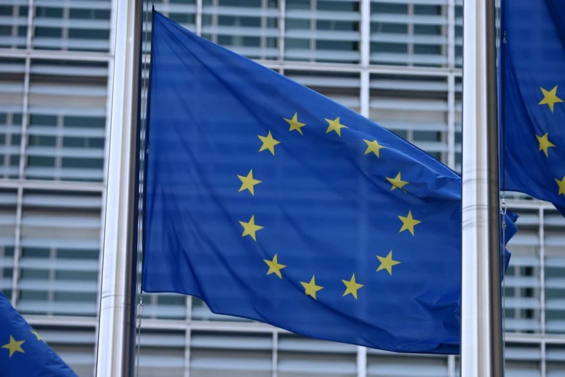 EU extends sanctions against Russia