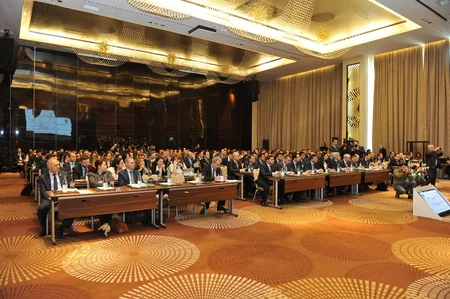 Vergilər naziri AmChamın üzvləri ilə görüşüb