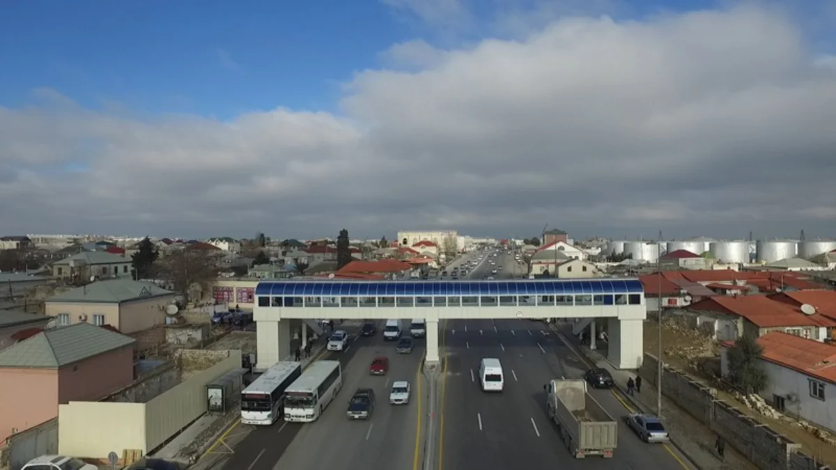 Bakıda daha iki keçidin açılışı olub - VİDEO