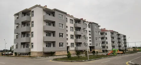 Сахиль Бабаев встретился с Нилай, потерявшей родителей в результате террора в Гяндже