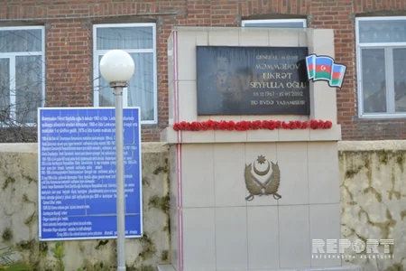 Lənkəranda generalın abidəsinin ətrafındakı bazar yığışdırılıb