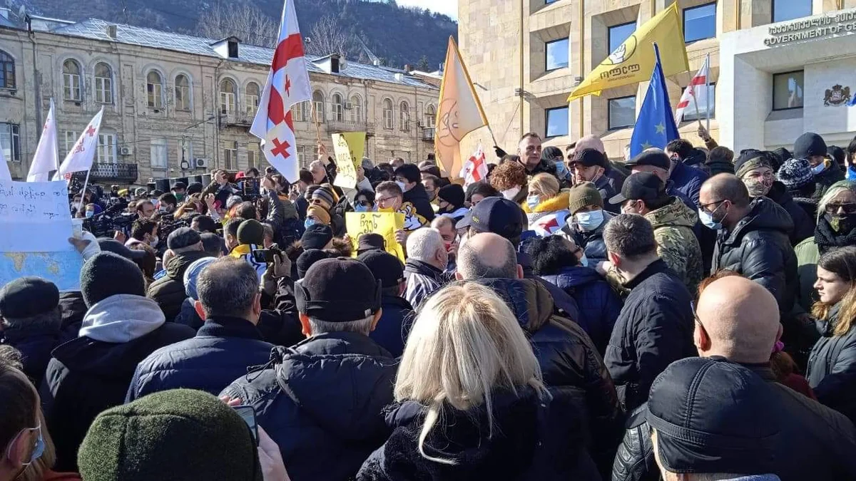 Opposition stages rally in Tbilisi