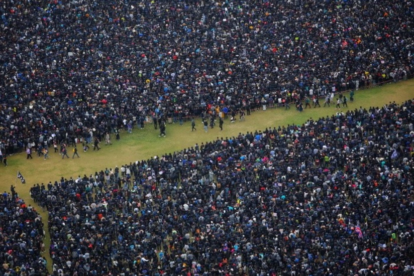 Honkonq polisi 400-dən çox etirazçını saxlayıb