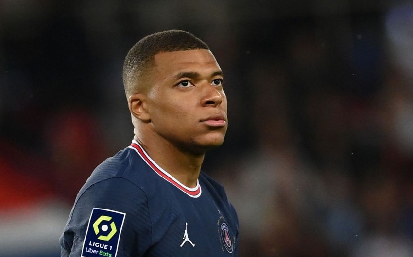Kilian Mbappe PSJ-dən ayrılacağını rəsmən açıqlayıb